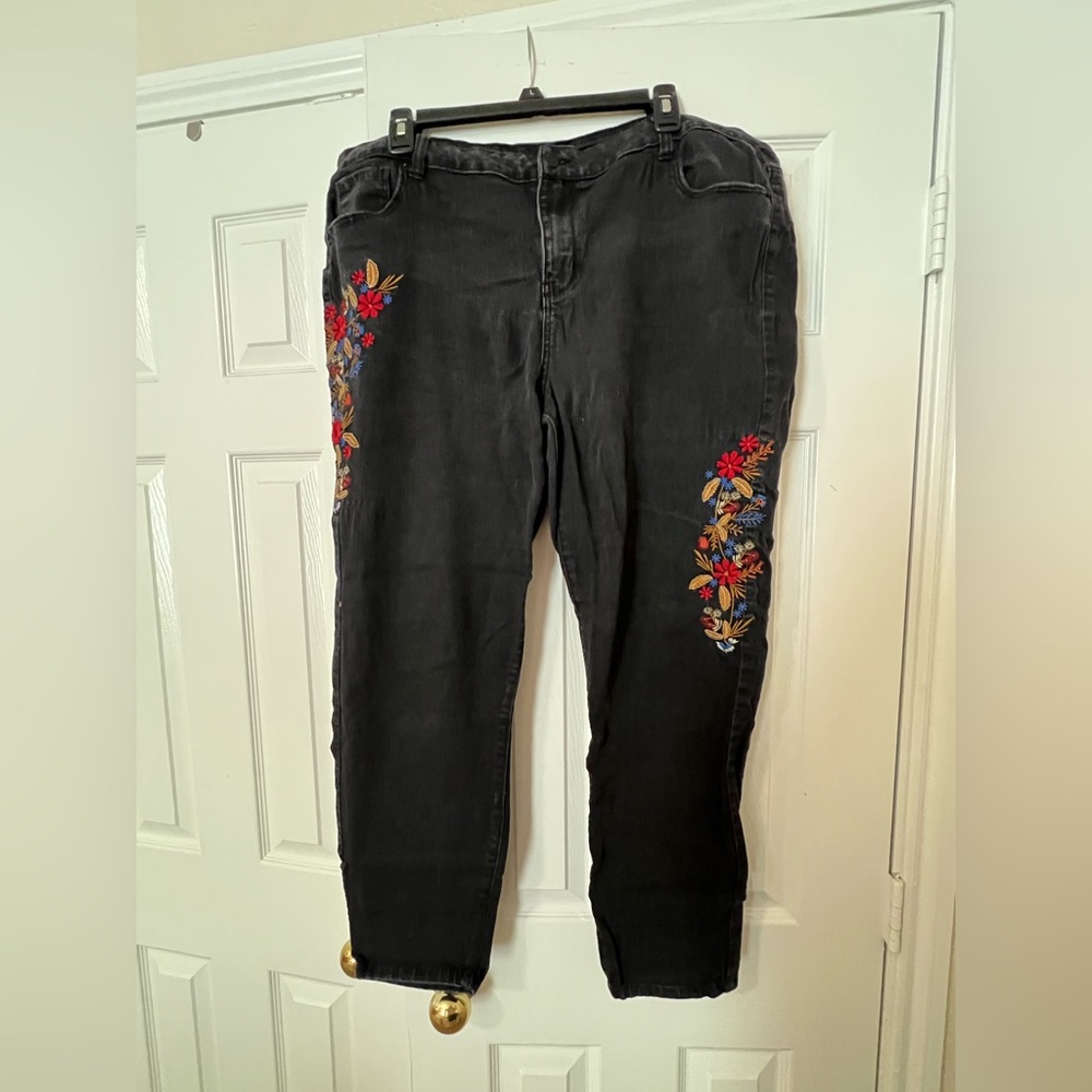 Westport Womens Floral Embroidery Signature Fit Skinny Denim Black Jeans size 18